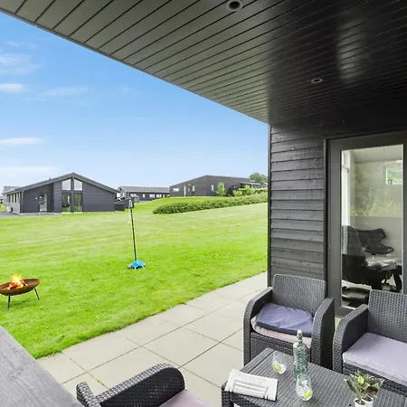 4 Bedroom Pet Friendly In